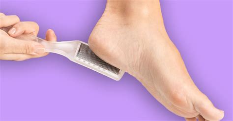 Transitioning Foot Callus Shedding Socks: The Ultimate Foot Pampering Experience